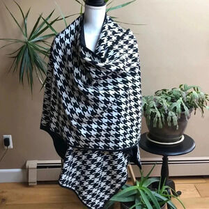 Tyler Boe NWT Herringbone Cotton/Cashmere Blend. M/L